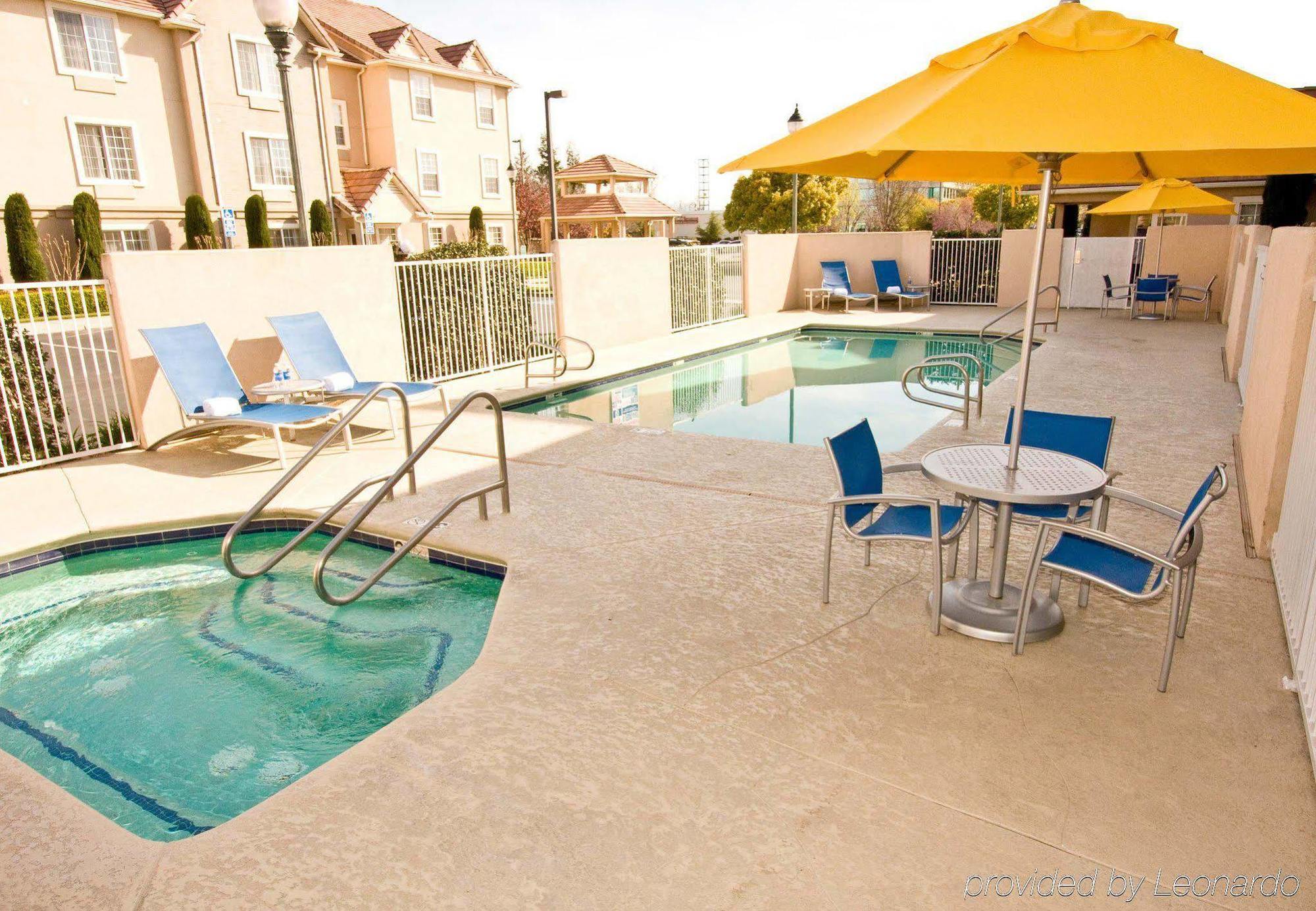 Towneplace Suites Fresno Facilities photo