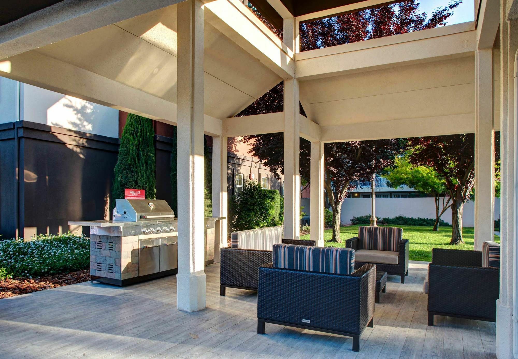 Towneplace Suites Fresno Exterior photo